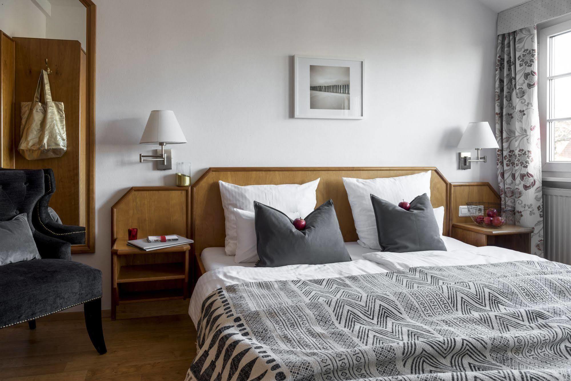 Bodenseehotel Renn Hagnau am Bodensee Extérieur photo